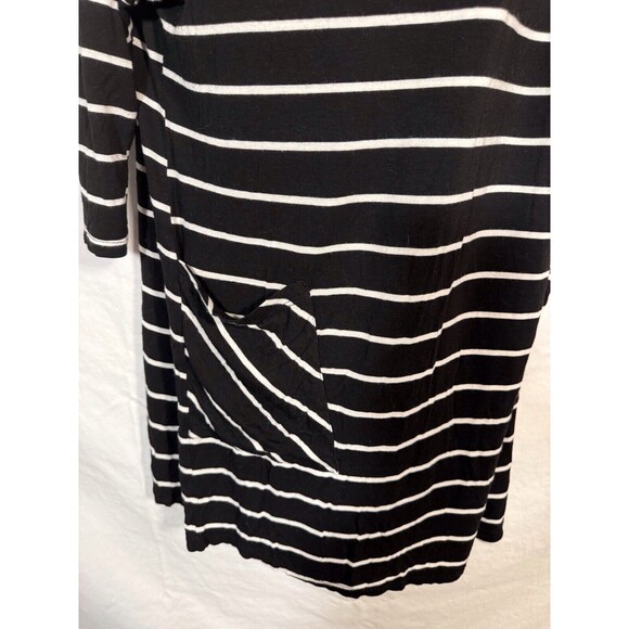 Emerald Size 2X Black And White Striped Tunic‎ Front Pockets - Picture 2 of 6